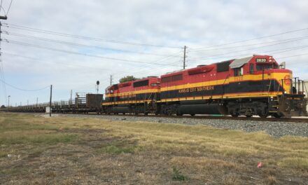 More Rail Components Arrive in Richardson for DART Silver Line