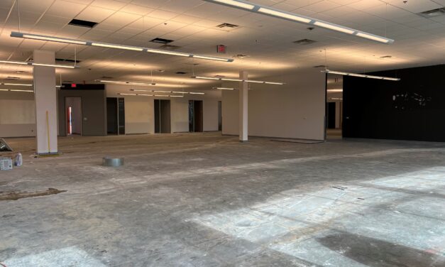 Work Progressing at Site of Temporary City Hall 