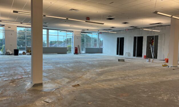 Work Progressing at Site of Temporary City Hall 