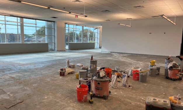 Work Progressing at Site of Temporary City Hall 