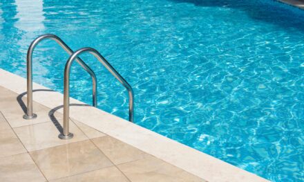 Drain Swimming Pools Legally 
