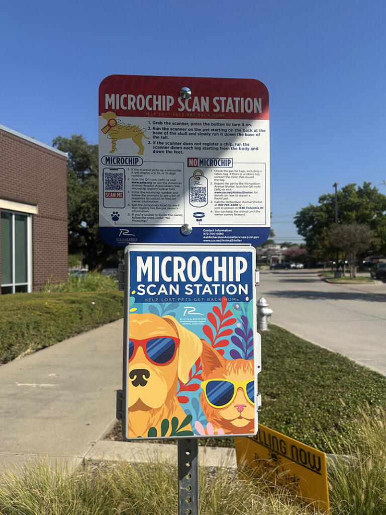 Pet Microchip Scanner and Sign